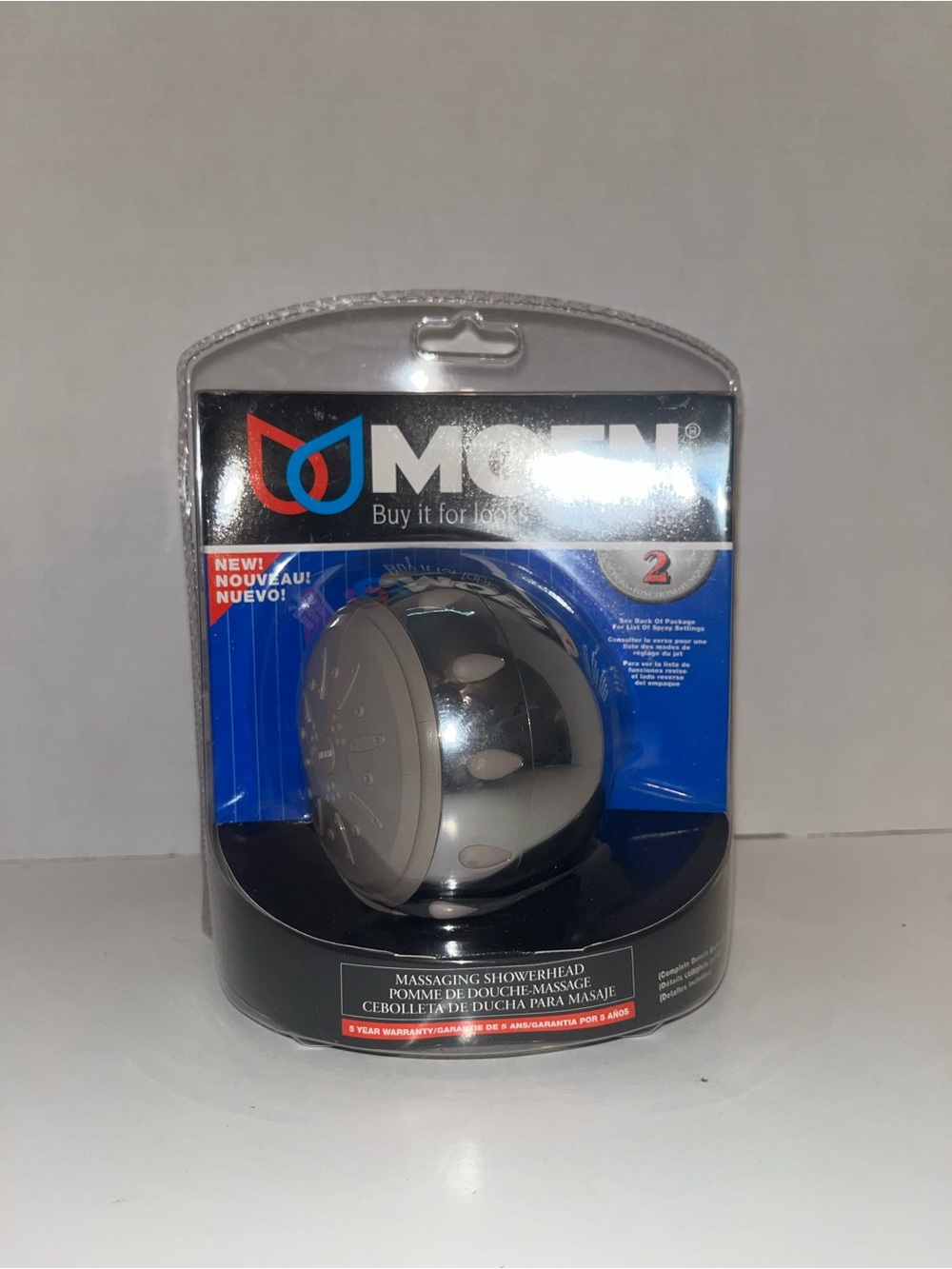 Moen Massaging Showerhead 2.5 GPM 21025